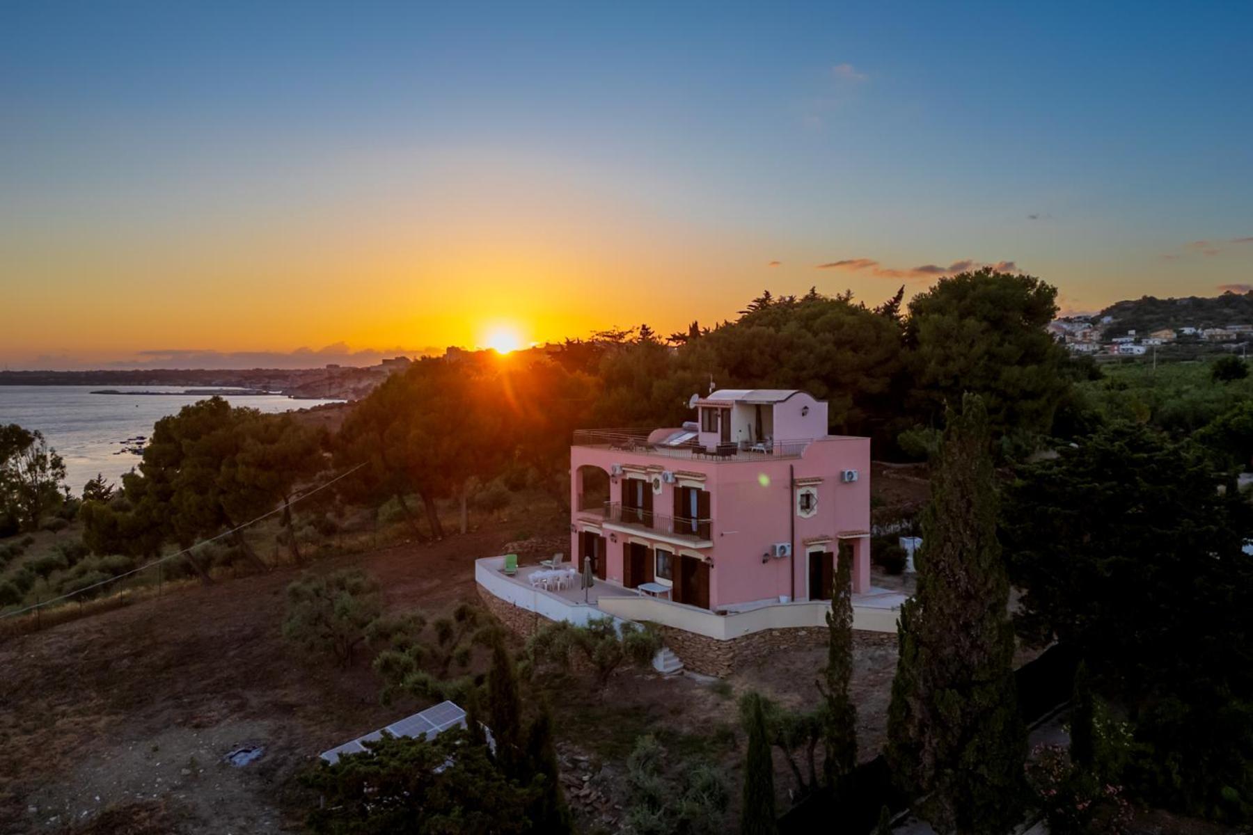 Villa Rosa Sul Mare 夏卡 外观 照片